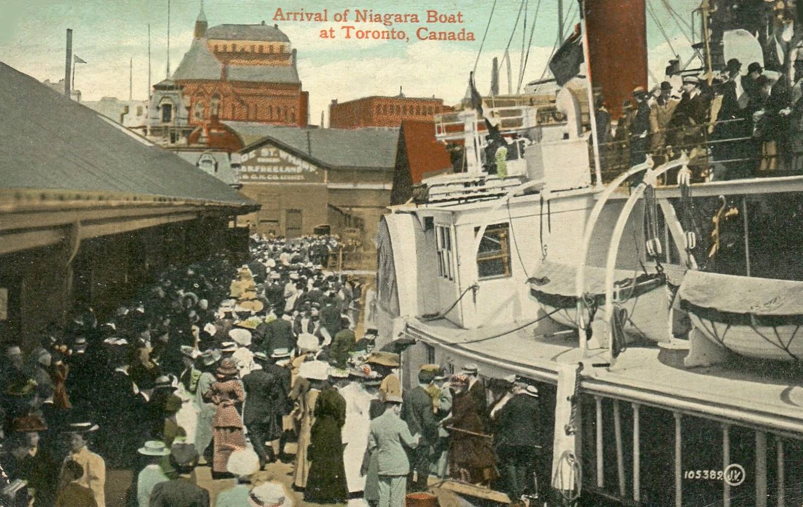 xx postcard - toronto - yonge street docks - arrival of niagara boat - big crowd - tinted - 1911